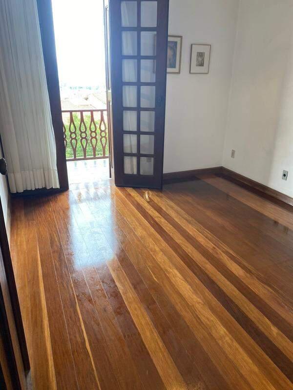 Casa, Comiteco, 4 Quartos, 3 Vagas, 1 Suíte