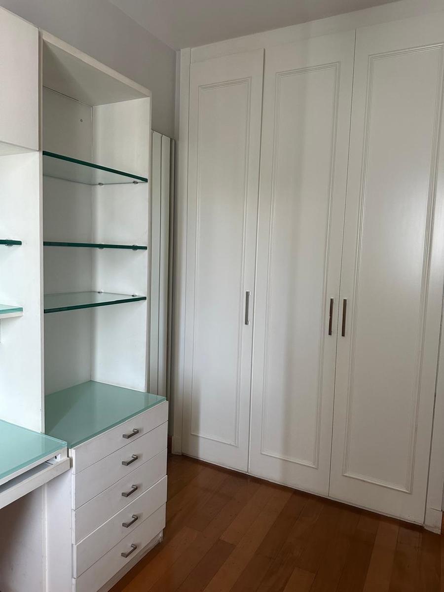 Apartamento, Funcionários, 4 Quartos, 3 Vagas, 2 Suítes