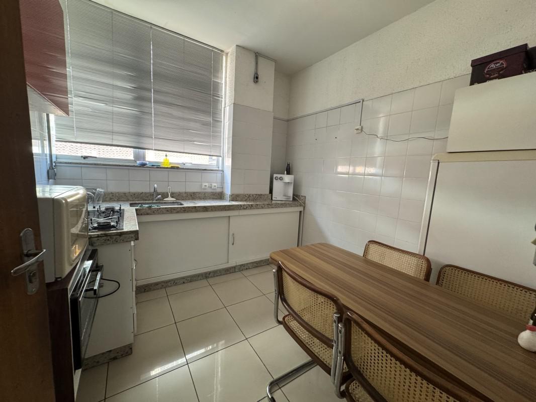 Andar, Centro, 0 Quarto, 5 Vagas