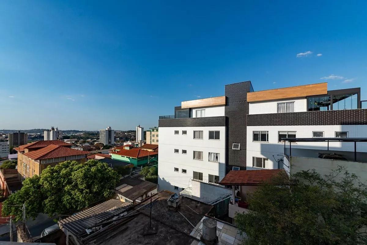 Cobertura, Barreiro, 3 Quartos, 2 Vagas, 1 Suíte