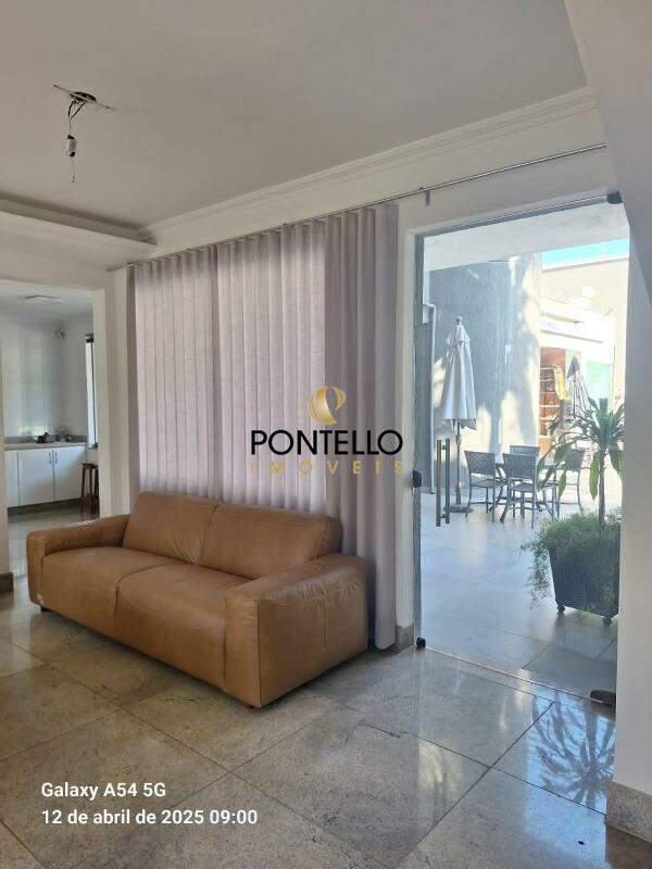 Casa, Mangabeiras, 4 Quartos, 4 Vagas, 2 Suítes