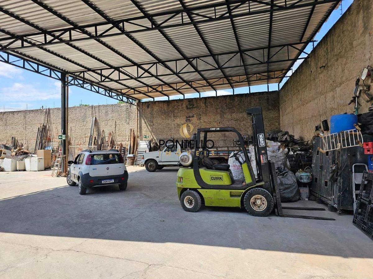 Galpão, São Francisco de Assis, 0 Quarto, 30 Vagas