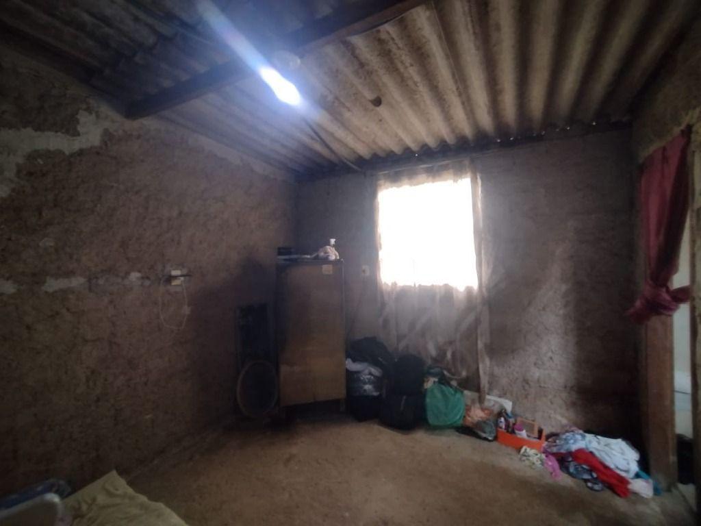 Casa, Mangabeiras, 2 Quartos, 0 Vaga