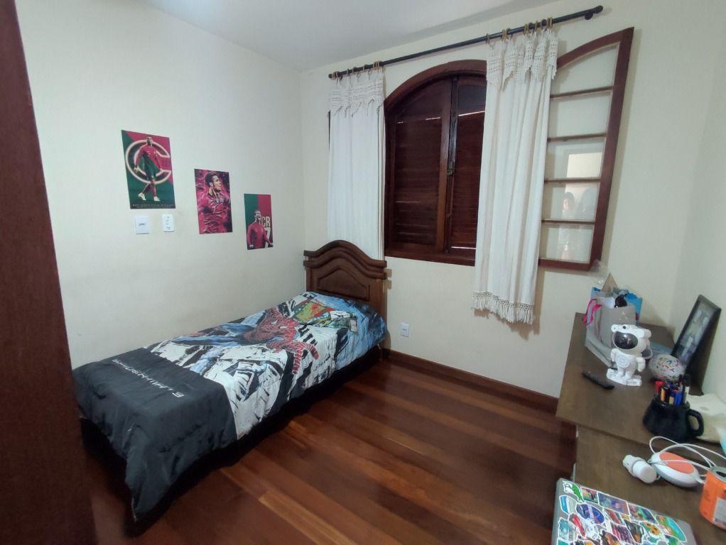 Casa, Nações Unidas, 5 Quartos, 4 Vagas, 1 Suíte