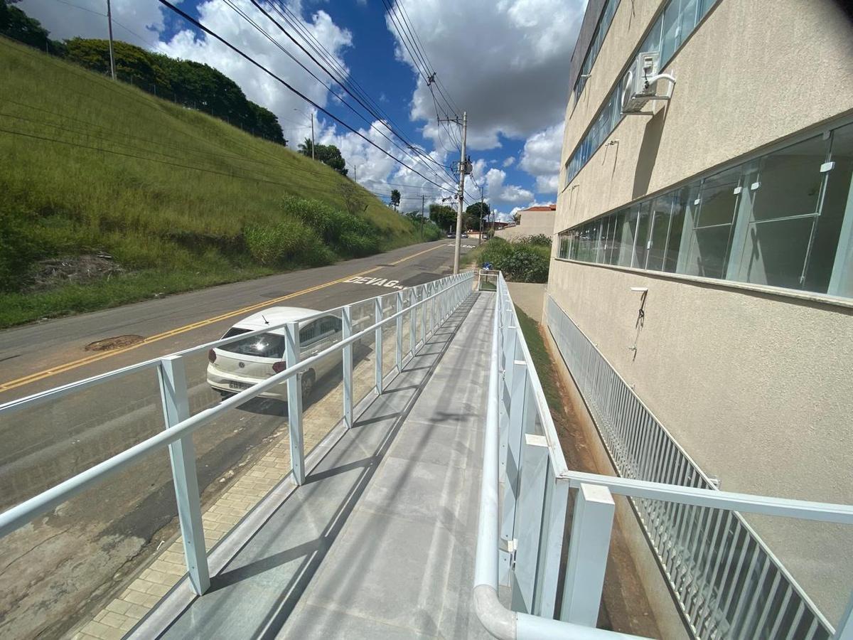 Sala, Vila Verde, 0 Quarto, 0 Vaga