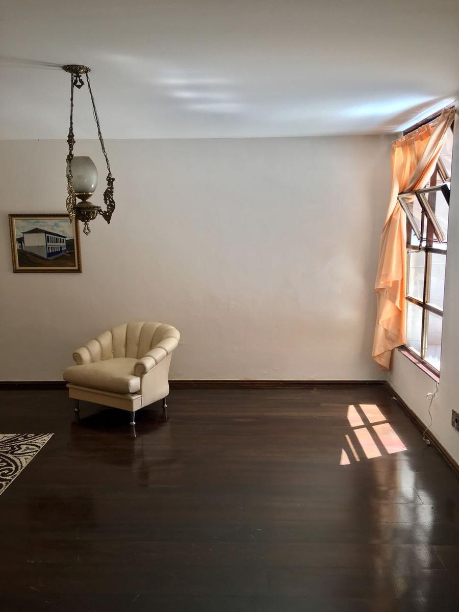 Casa, Pampulha, 6 Quartos, 4 Vagas, 2 Suítes