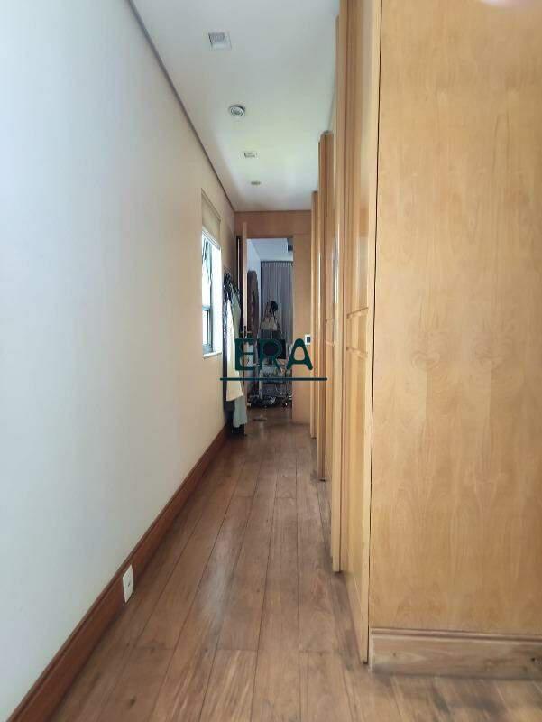 Apartamento, Serra, 0 Quarto, 4 Vagas, 1 Suíte
