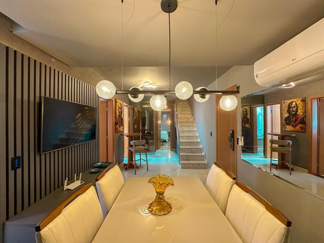 Cobertura, Ouro Preto, 2 Quartos, 2 Vagas, 1 Suíte