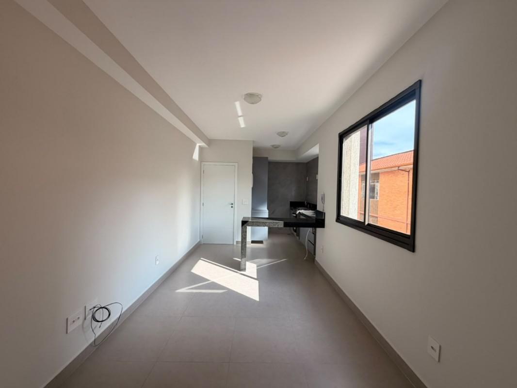Apartamento, Floresta, 1 Quarto, 1 Vaga, 1 Suíte