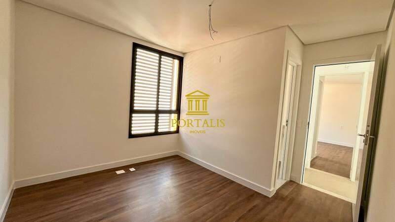 Apartamento, Serra, 2 Quartos, 2 Vagas, 2 Suítes