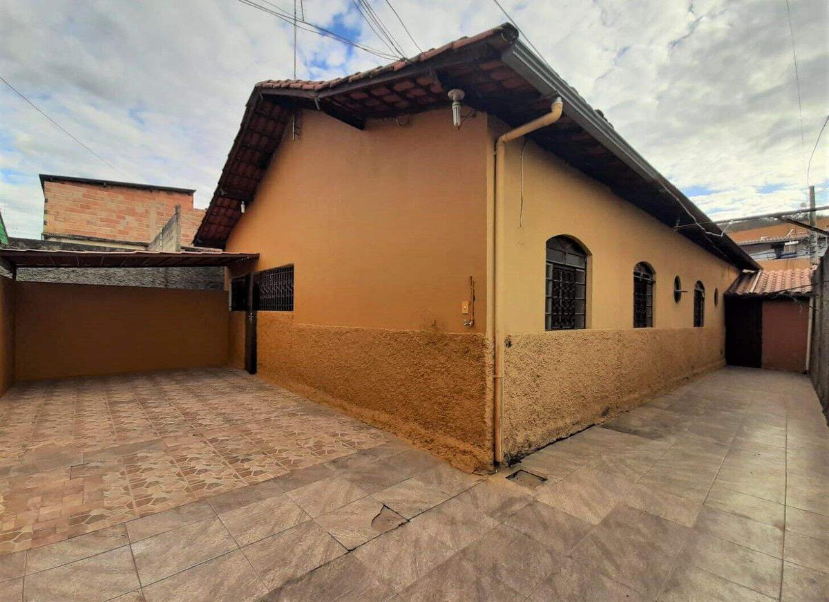 Casa, Frimisa, 3 Quartos, 3 Vagas, 1 Suíte