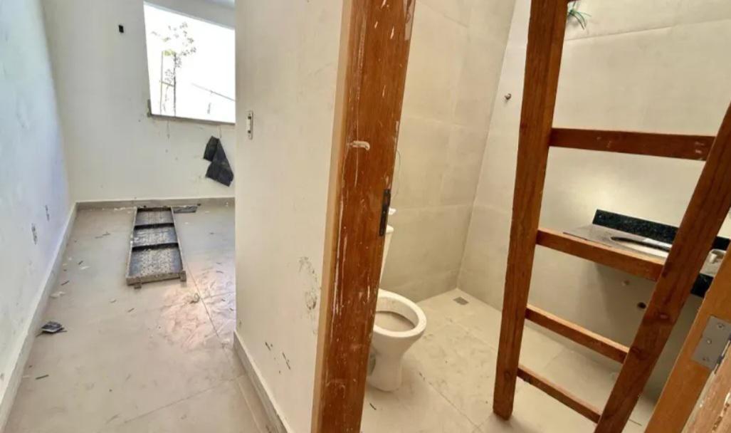 Casa, Santa Mônica, 2 Quartos, 1 Vaga, 2 Suítes