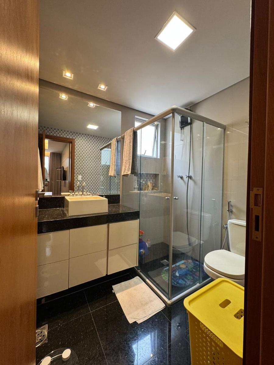 Apartamento, Colégio Batista, 4 Quartos, 2 Vagas, 1 Suíte