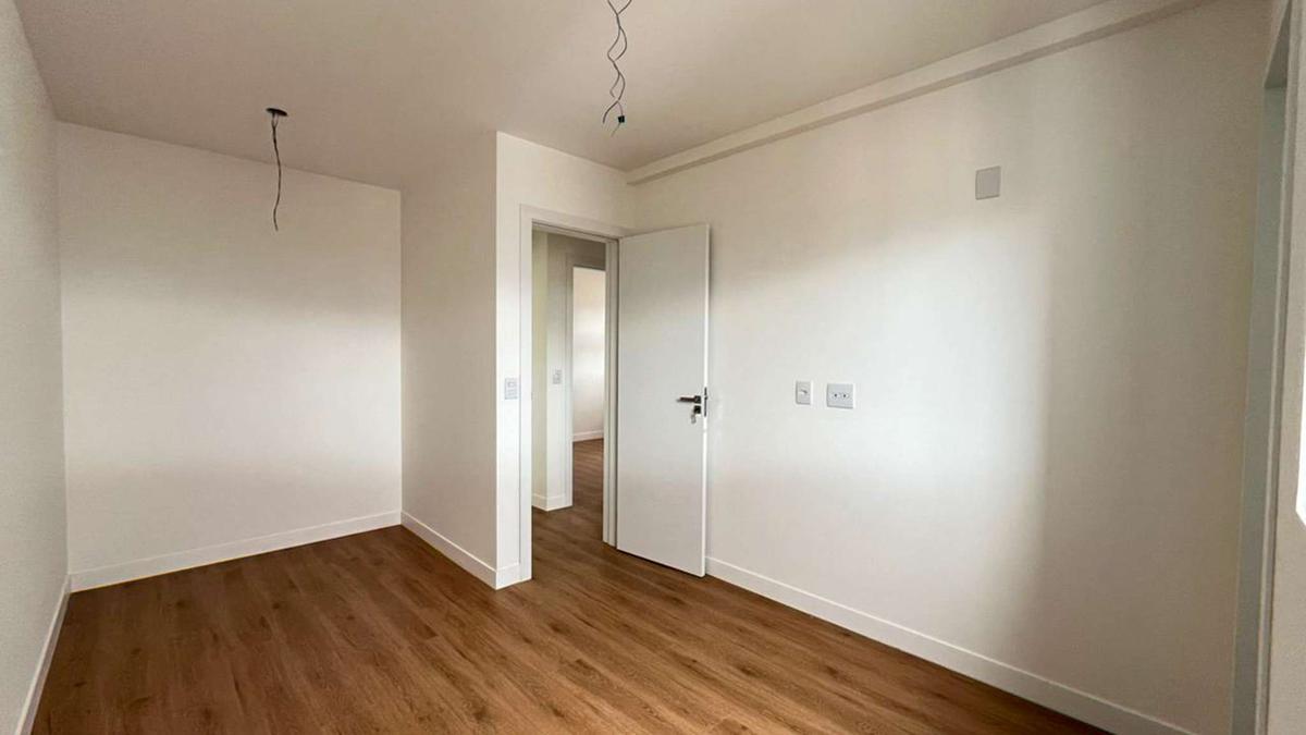 Apartamento, Sagrada Família, 3 Quartos, 2 Vagas, 1 Suíte