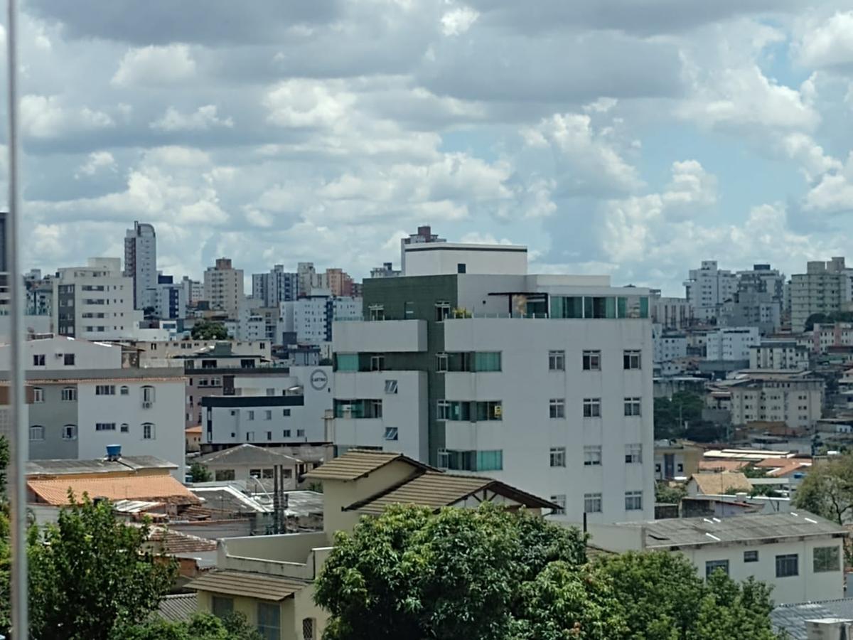 Cobertura, Sagrada Família, 3 Quartos, 4 Vagas, 2 Suítes