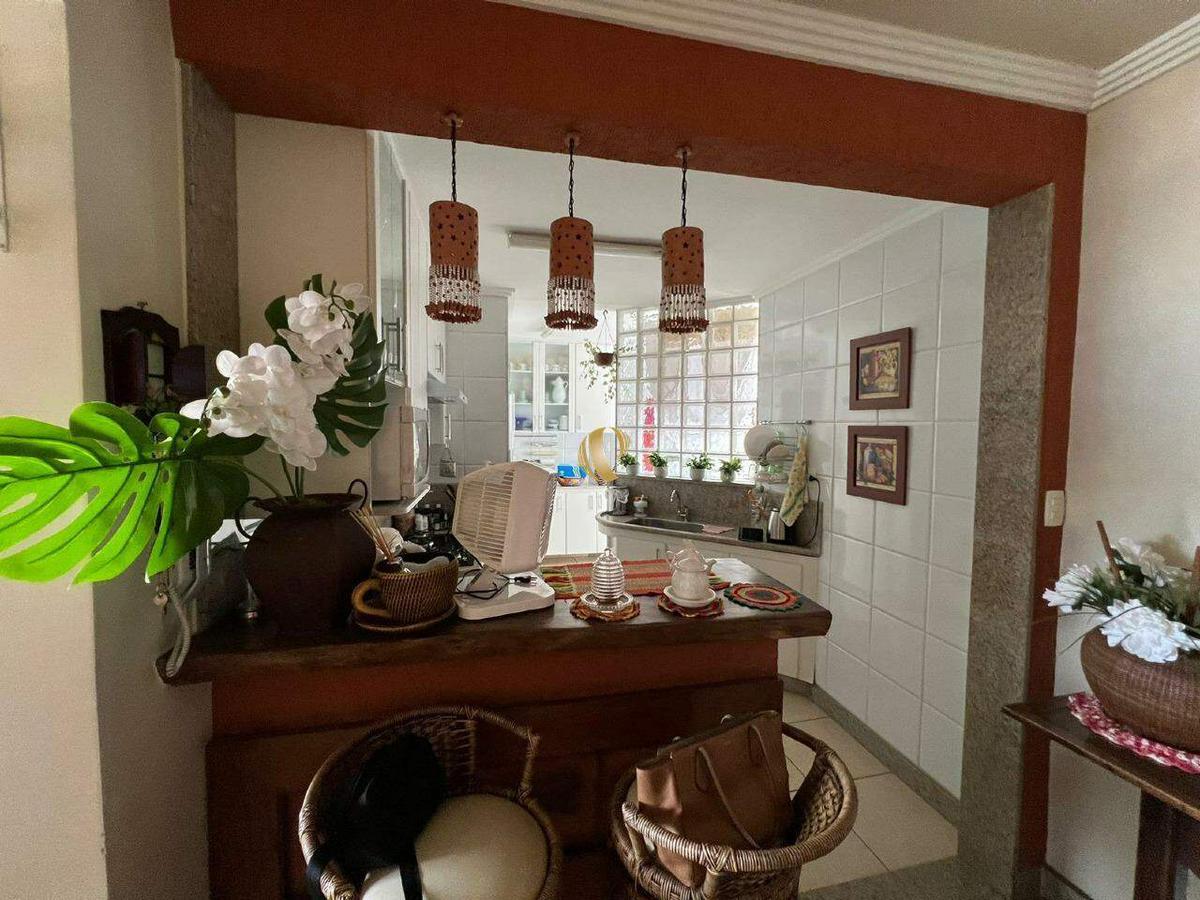 Apartamento, Santa Helena, 4 Quartos, 2 Vagas, 1 Suíte