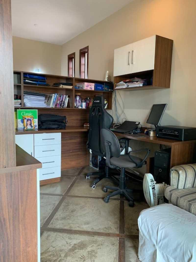 Casa, Castelo, 4 Quartos, 5 Vagas, 1 Suíte