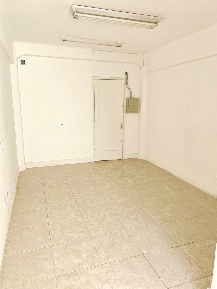 Sala, Centro