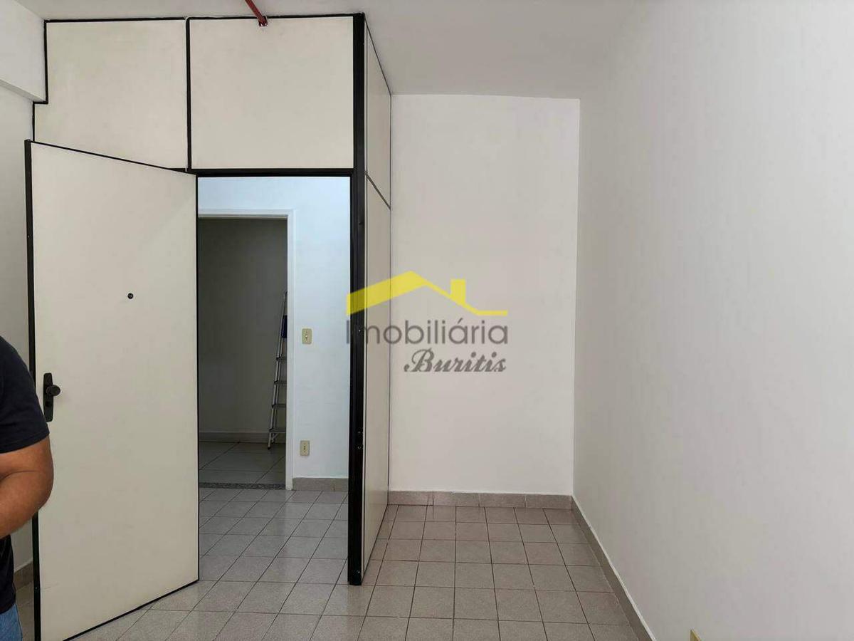 Sala, Centro