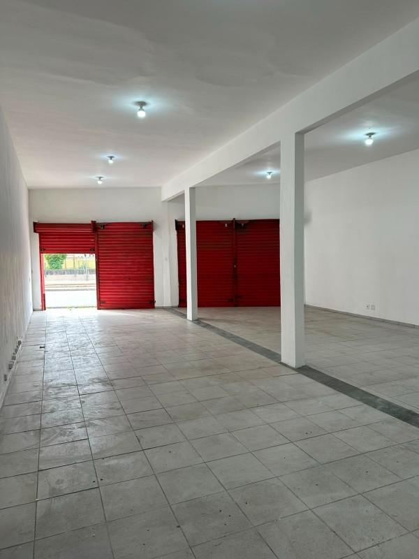 Andar, Santa Terezinha, 0 Quarto, 3 Vagas
