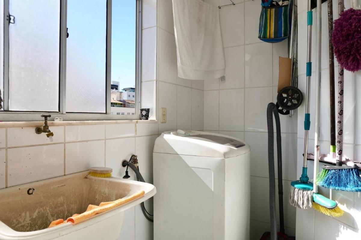 Apartamento, Sagrada Família, 3 Quartos, 1 Vaga, 1 Suíte