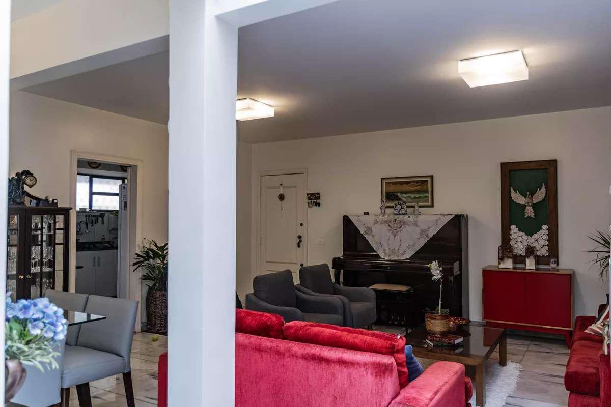 Apartamento, Coração de Jesus, 3 Quartos, 2 Vagas, 1 Suíte