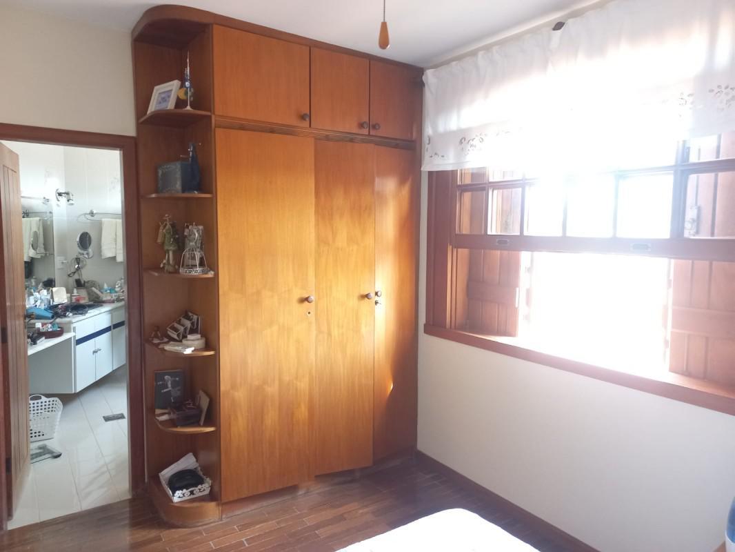 Casa, Itapoã, 4 Quartos, 6 Vagas, 1 Suíte