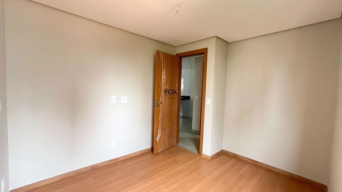 Apartamento, Funcionários, 2 Quartos, 1 Vaga, 1 Suíte