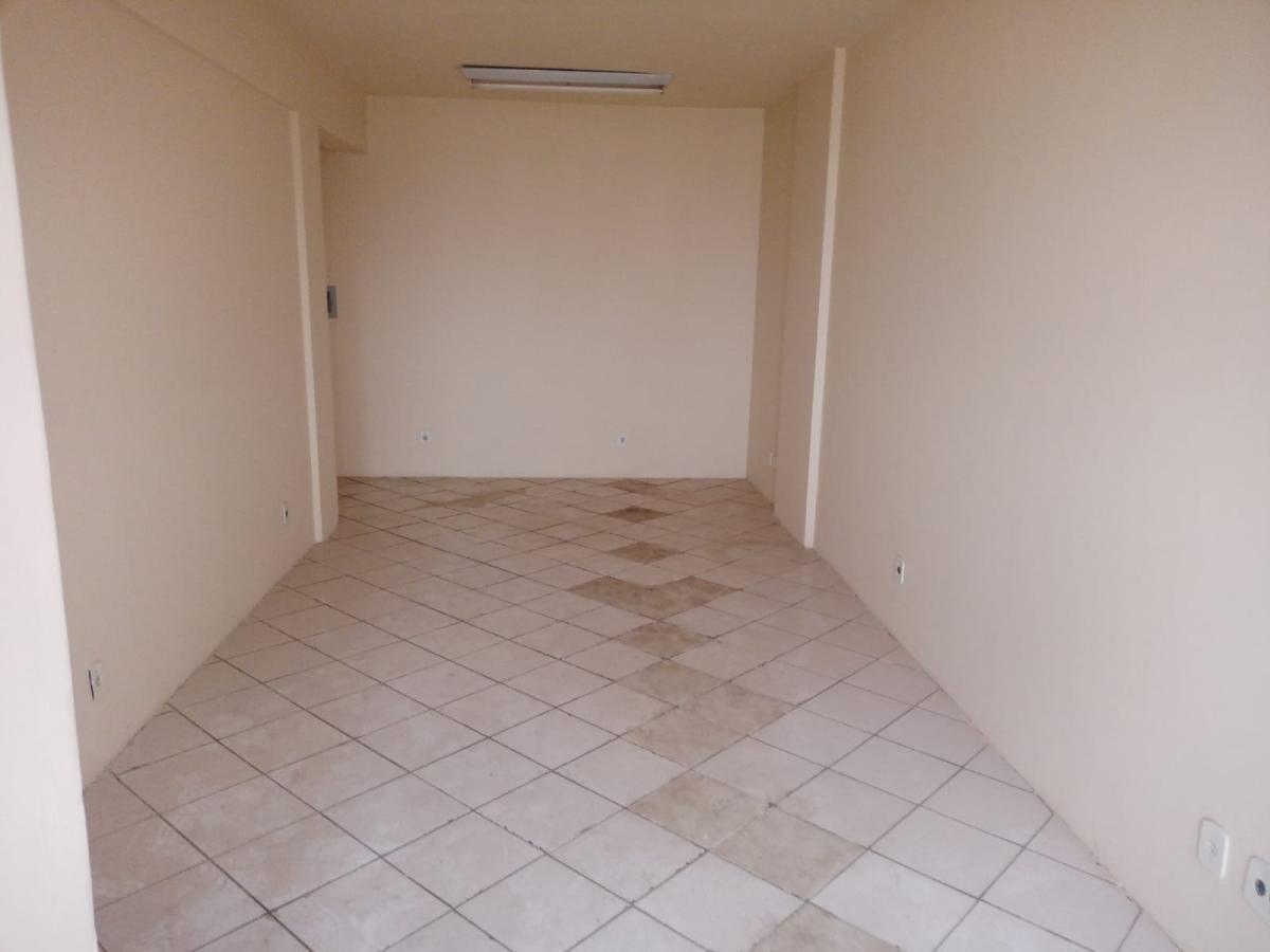 Sala, Floresta, 0 Quarto, 2 Vagas