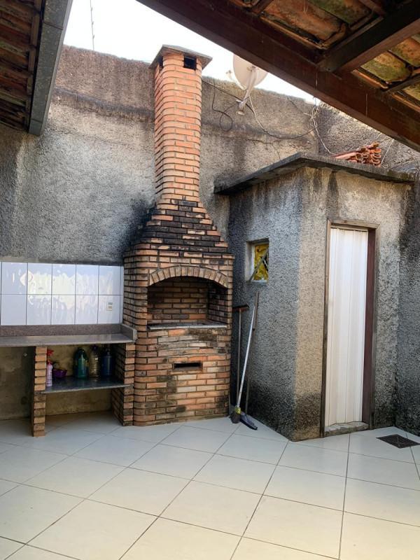 Casa, Santa Terezinha, 3 Quartos, 4 Vagas, 1 Suíte