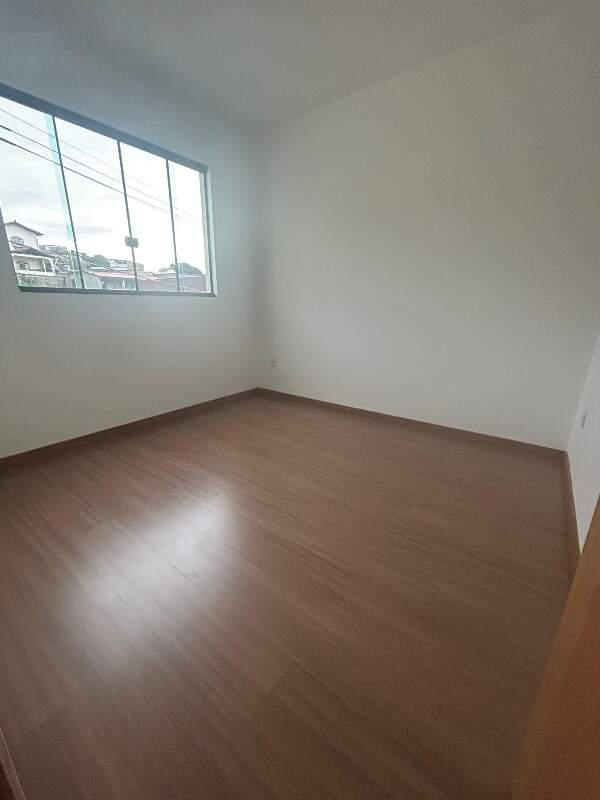 Casa, Vila Cristina, 3 Quartos, 2 Vagas, 1 Suíte