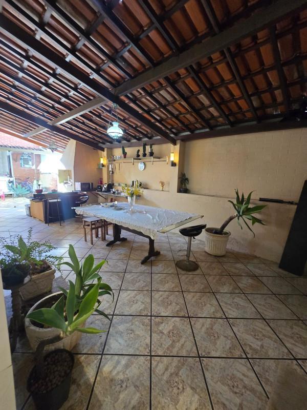 Casa, Milanez, 3 Quartos, 3 Vagas, 1 Suíte