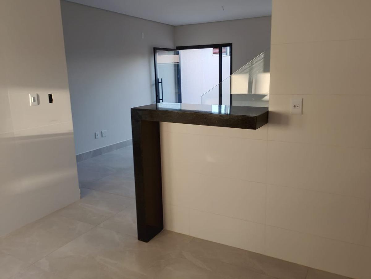 Casa, Itapoã, 3 Quartos, 2 Vagas, 1 Suíte