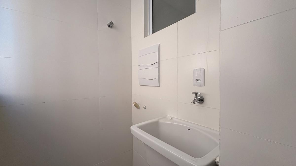 Apartamento, Vila Paris, 2 Quartos, 2 Vagas, 1 Suíte