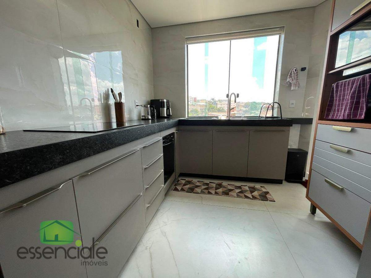 Cobertura, Novo Riacho, 3 Quartos, 2 Vagas, 1 Suíte