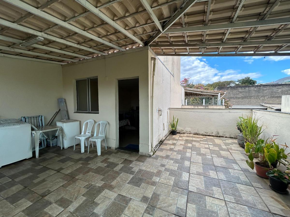 Cobertura, São Francisco, 2 Quartos, 1 Vaga