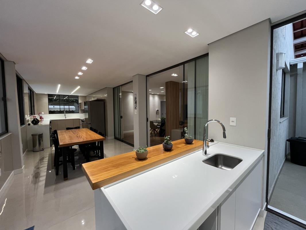 Casa, Guarujá, 3 Quartos, 4 Vagas, 1 Suíte
