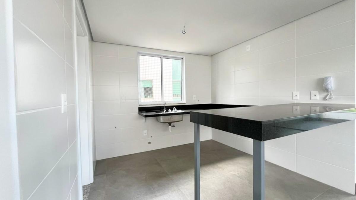 Apartamento, Castelo, 4 Quartos, 3 Vagas, 2 Suítes