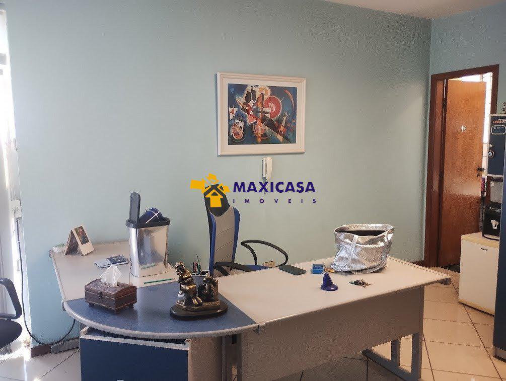 Galpão, São Pedro, 0 Quarto, 0 Vaga