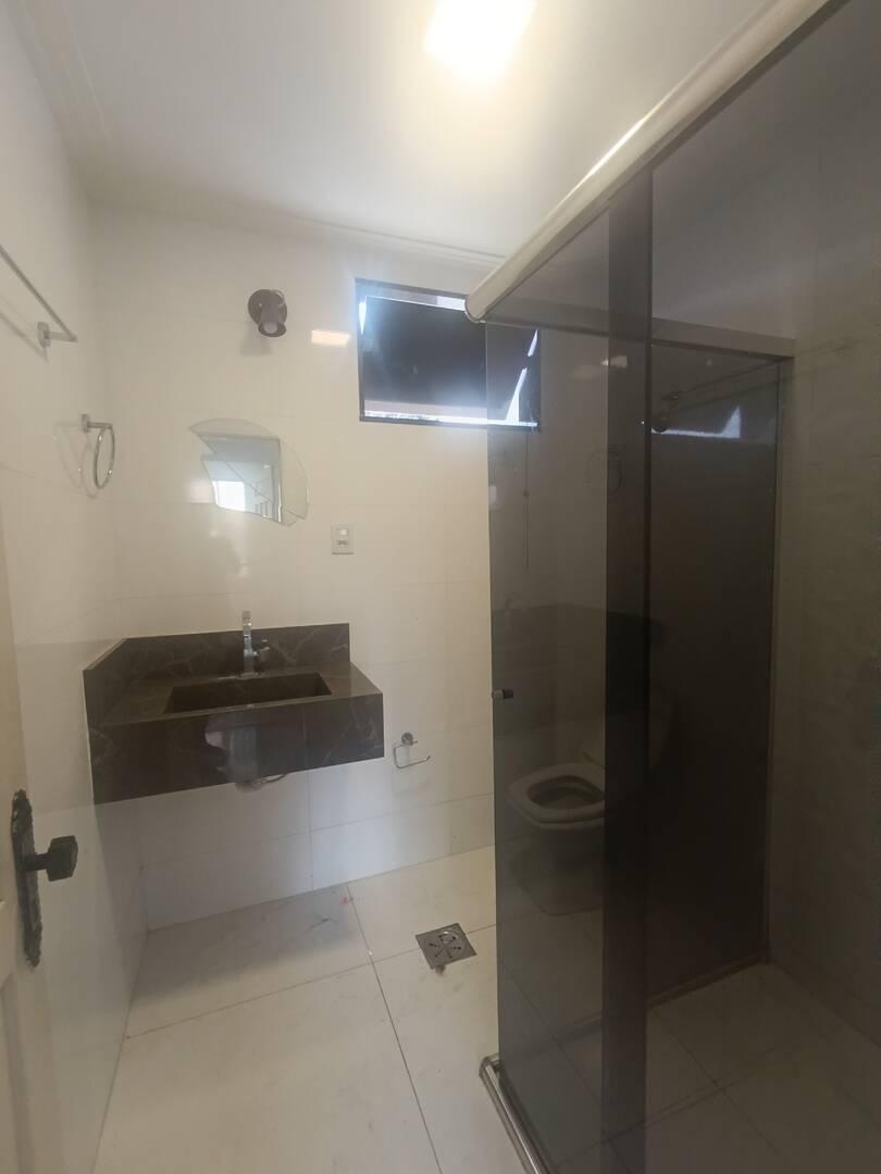Apartamento, Floresta, 2 Quartos, 1 Vaga
