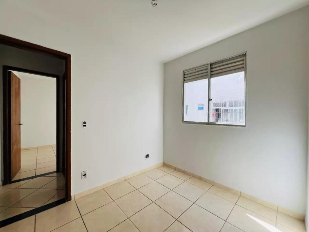 Apartamento, Estoril, 2 Quartos, 1 Vaga