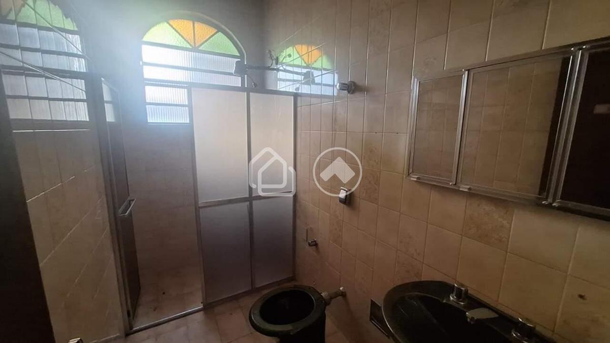 Casa, Padre Eustáquio, 5 Quartos, 2 Suítes