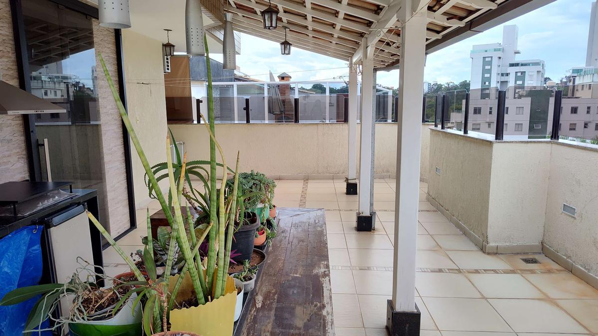 Cobertura, Castelo, 4 Quartos, 2 Vagas, 1 Suíte