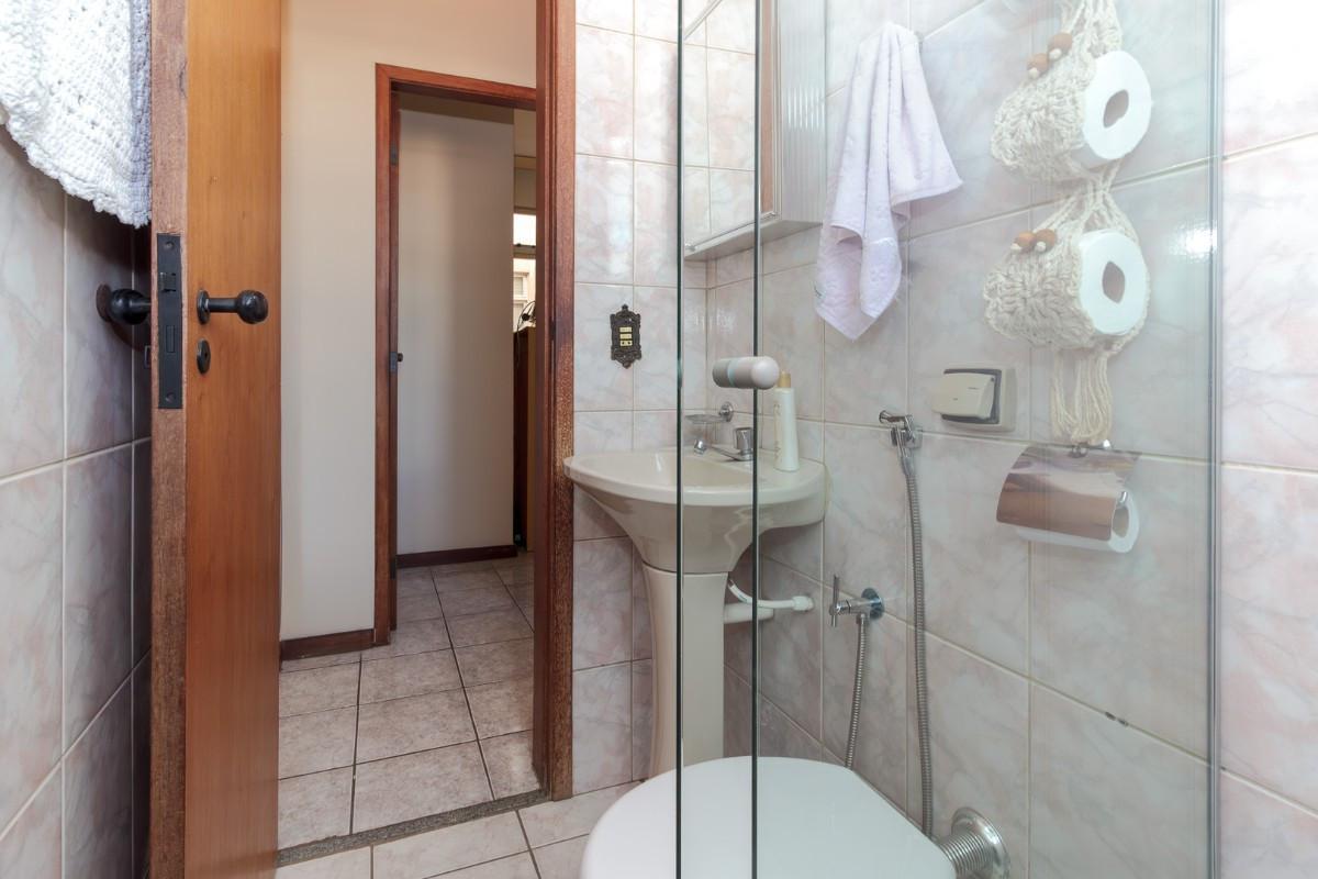 Apartamento, Floresta, 2 Quartos, 1 Vaga, 1 Suíte