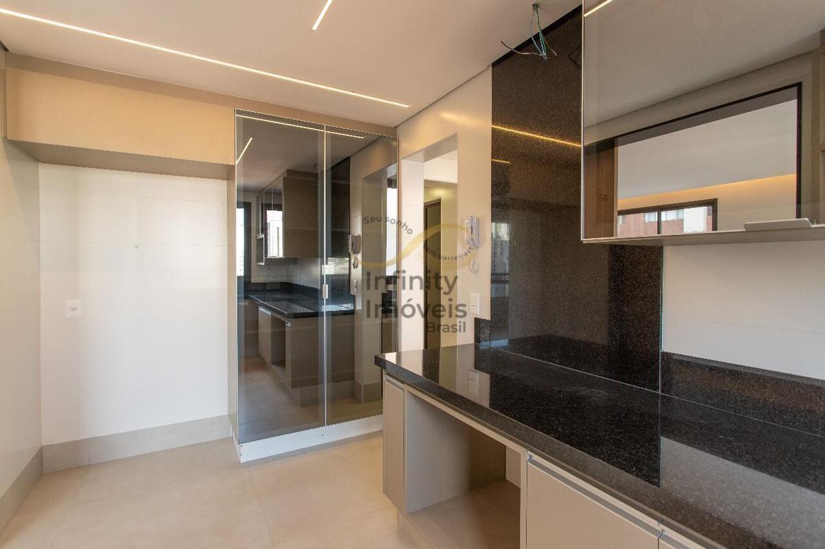 Apartamento, Gutierrez, 4 Quartos