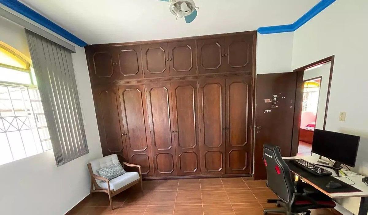 Casa, Jardim Riacho das Pedras, 3 Quartos, 6 Vagas, 2 Suítes