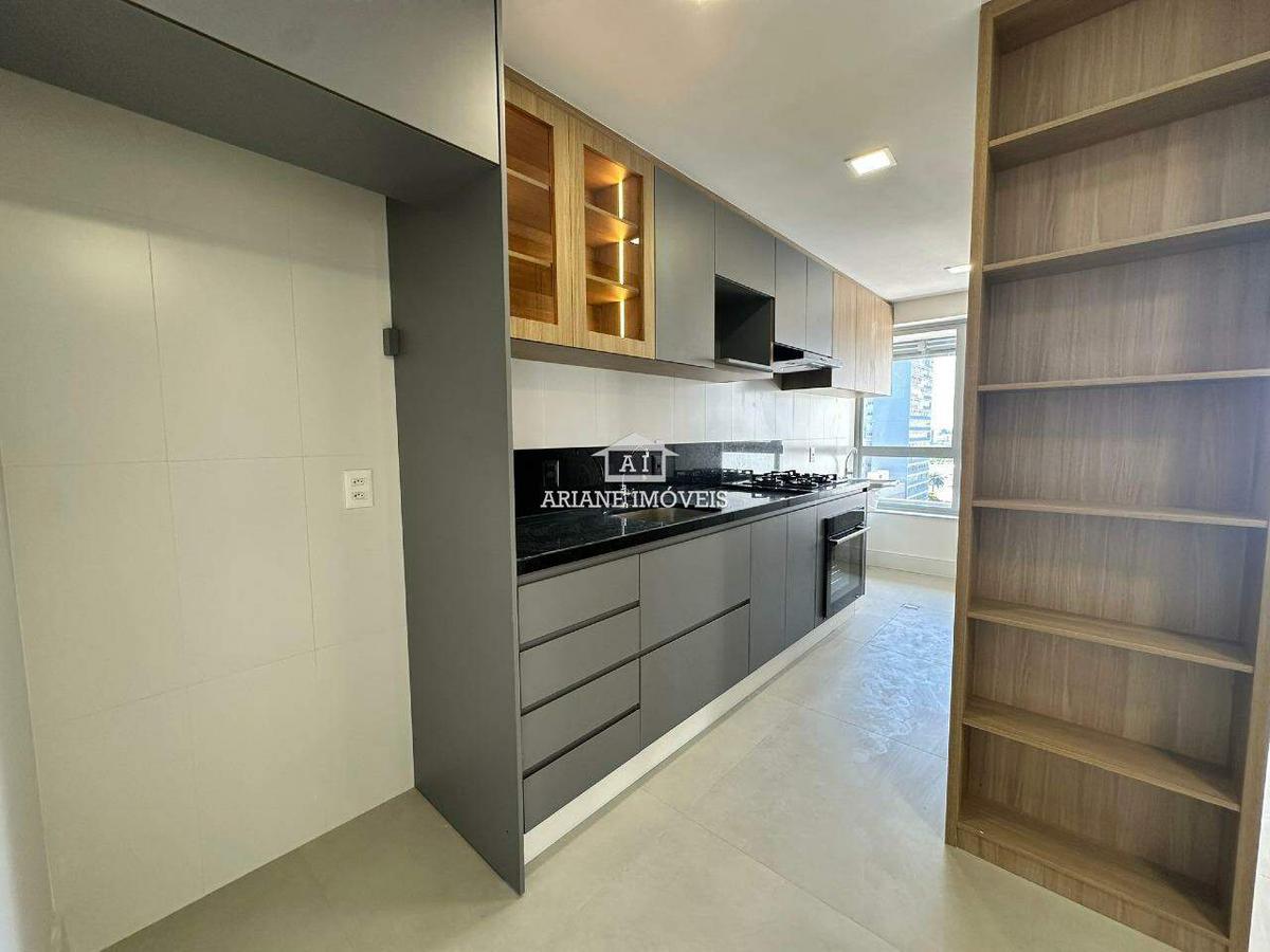 Apartamento, Funcionários, 2 Quartos, 2 Vagas, 2 Suítes