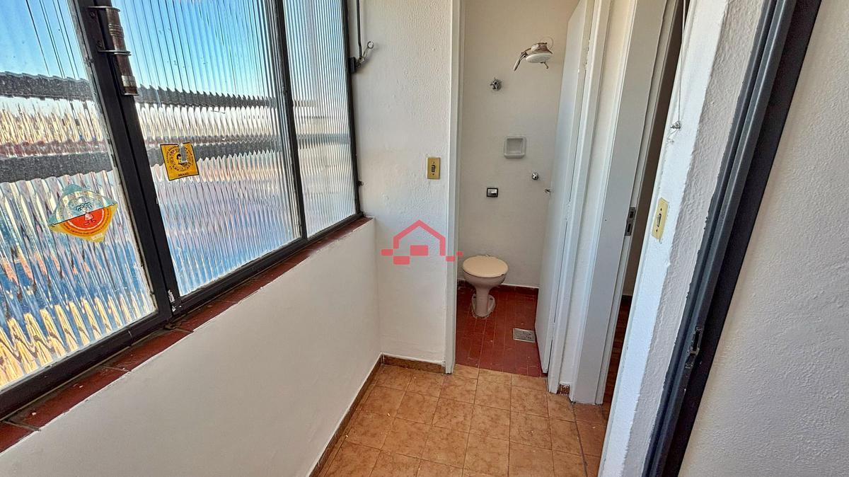 Apartamento, Carlos Prates, 2 Quartos, 1 Vaga
