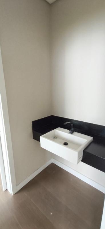 Casa, Trevo, 4 Quartos, 4 Vagas, 2 Suítes