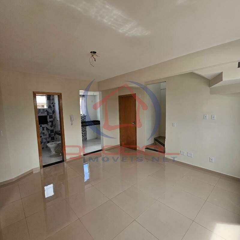 Cobertura, Coqueiros, 2 Quartos, 1 Vaga, 1 Suíte